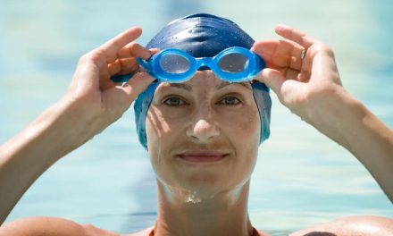 Can You Swim With Contacts If You Wear Goggles?
