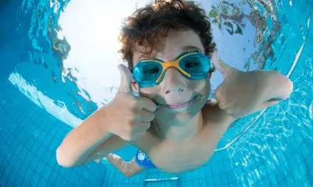 Can You Swim With Contacts With Goggles?