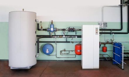 How Does a Pool Heat Pump Work? Your Complete Guide
