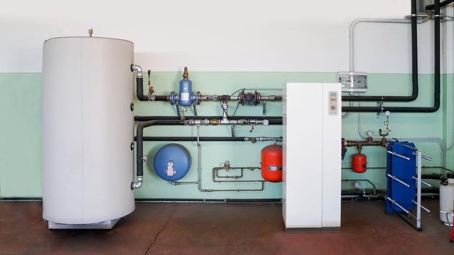 How Does a Pool Heat Pump Work? Your Complete Guide