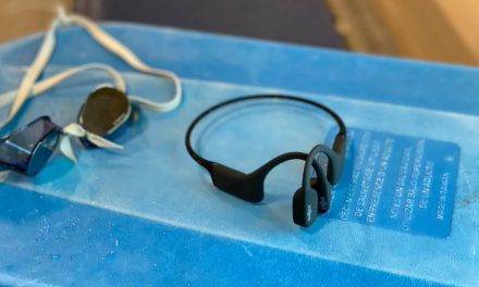 Finis Duo Underwater Mp3 Player Review: Dive into the Ultimate Music Experience!