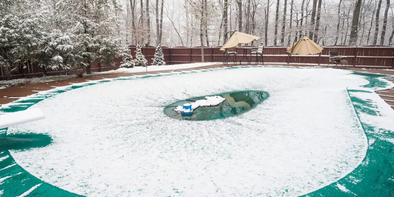 How to Clean a Pool Cover: Effective Tips and Tricks